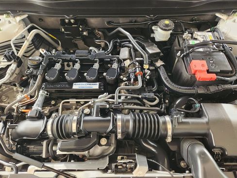 Used 2018 Honda Accord EX image 30