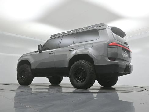 Used 2025 Lexus GX 550 AWD/4WD image 48