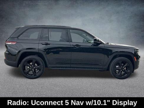 Certified 2024 Jeep Grand Cherokee Limited w/ Black Appearance Package image 6