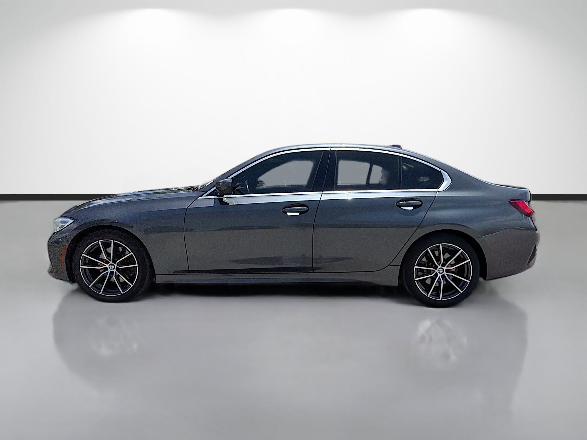 Used 2021 BMW 330i Sedan w/ Premium Package RWD image 6
