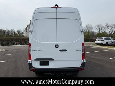 Used 2026 Mercedes-Benz Sprinter 2500 image 7