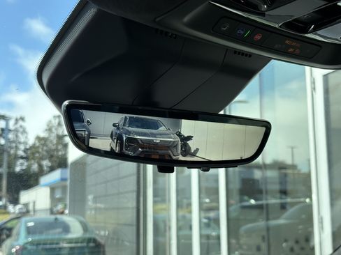 Used 2026 Cadillac Escalade V AWD/4WD image 36