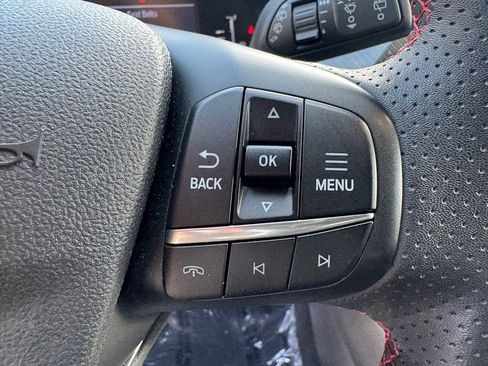 Used 2024 Ford Escape ST-Line image 19