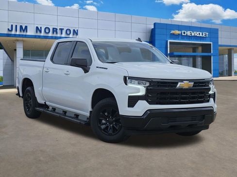 Used 2025 Chevrolet Silverado 1500 LT RWD image 1