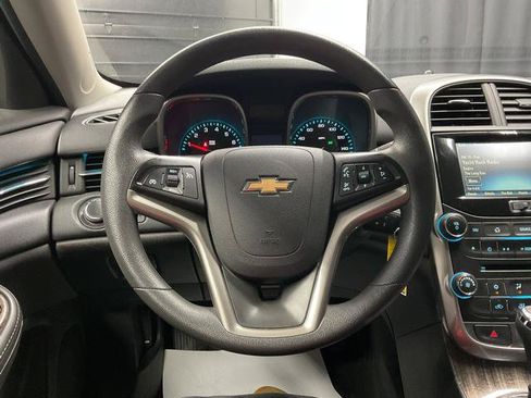 Used 2015 Chevrolet Malibu LT w/ Power Convenience Package FWD image 17