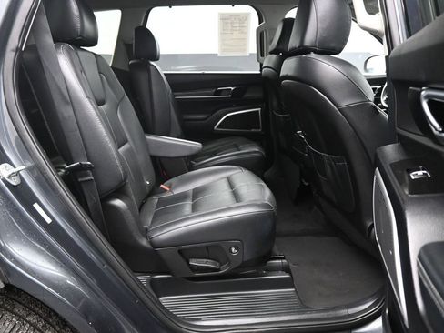 Used 2021 Kia Telluride EX w/ EX Premium Package FWD image 21