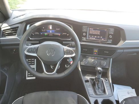 Certified 2024 Volkswagen Jetta Sport FWD image 19