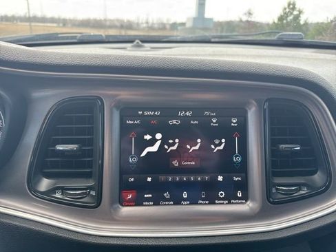 Used 2022 Dodge Challenger R/T Scat Pack image 9