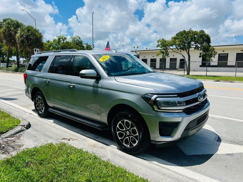 Used 2022 Ford Expedition Max XLT RWD image 7