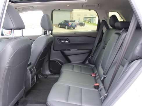 Certified 2023 Nissan Rogue SL w/ SL Premium Package AWD/4WD image 12