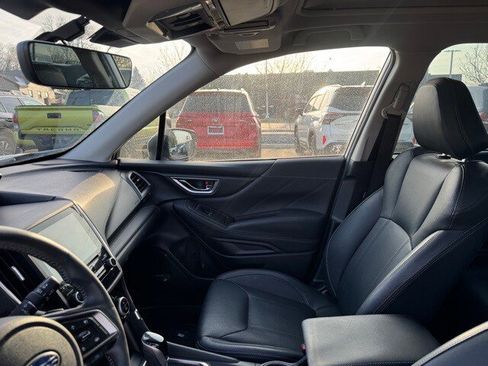 Used 2023 Subaru Forester Touring w/ Popular Package #3 image 20