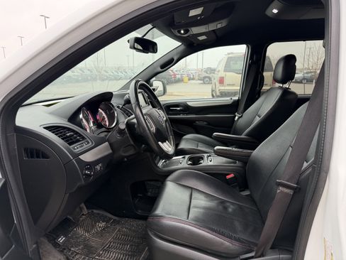 Used 2017 Dodge Grand Caravan GT image 7
