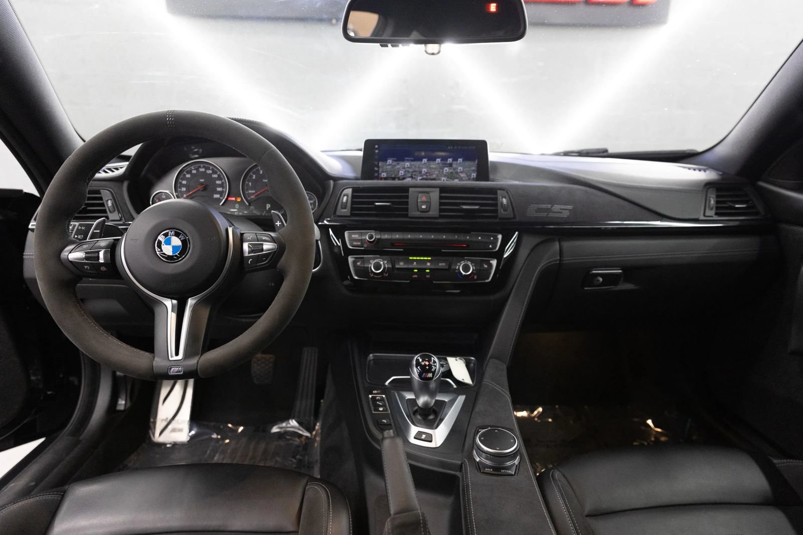 Used 2019 BMW M4 CS w/ Executive Package RWD image 31