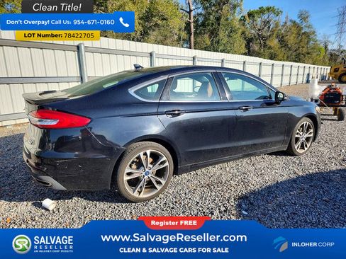Used 2020 Ford Fusion Titanium image 4