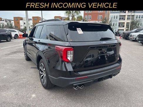 Used 2023 Ford Explorer ST image 5