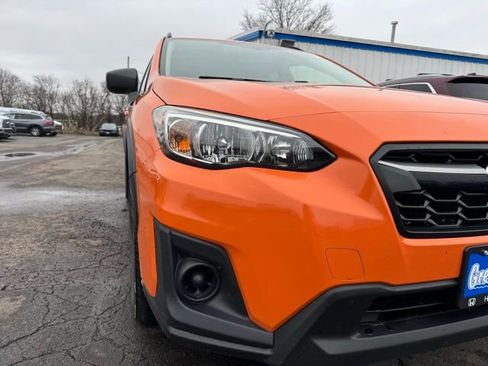 Used 2019 Subaru Crosstrek 2.0i w/ Eyesight System image 10