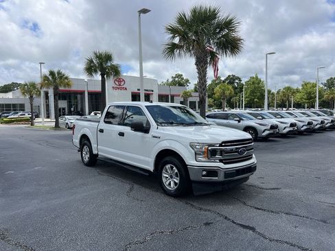 Used 2019 Ford F150 XLT w/ Equipment Group 301A Mid RWD image 2