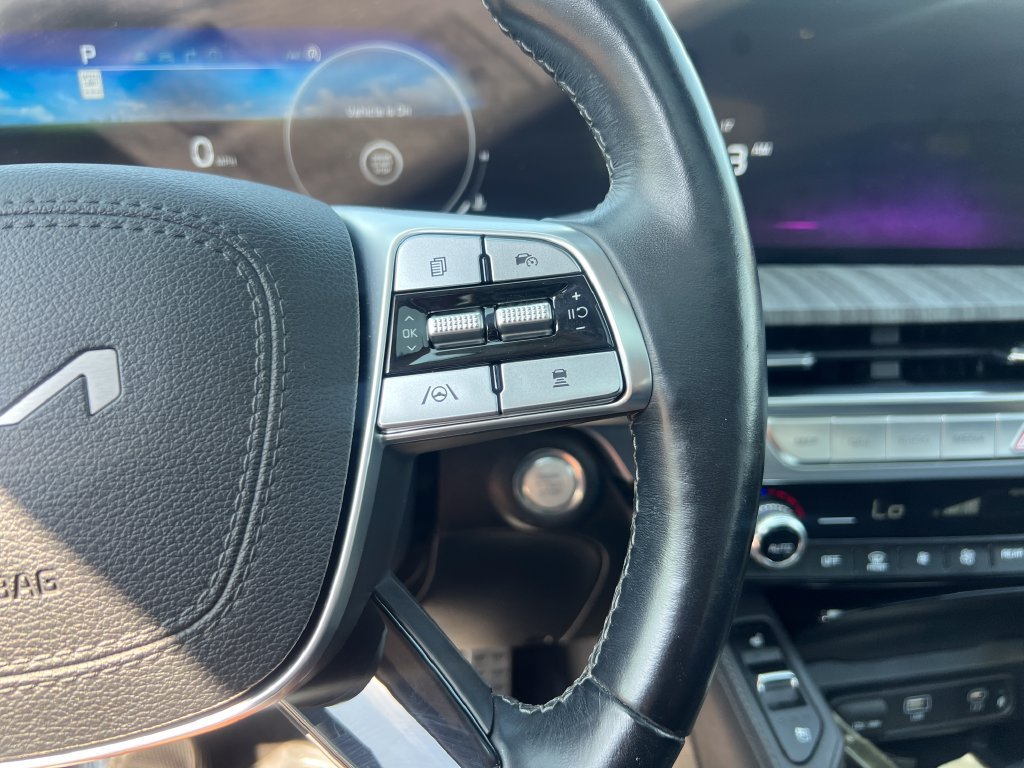 Certified 2023 Kia Telluride SX Prestige AWD/4WD image 18