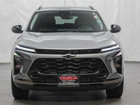 Used 2025 Chevrolet Trax ACTIV w/ Driver Confidence Package FWD image 4