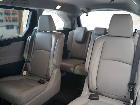 Used 2019 Honda Odyssey EX-L image 35