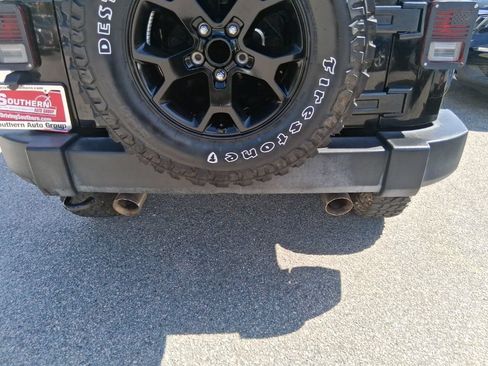 Used 2016 Jeep Wrangler Unlimited Sport w/ Quick Order Package 24S AWD/4WD image 5