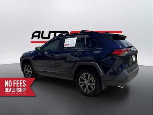 Used 2025 Toyota RAV4 XLE Premium AWD/4WD image 3