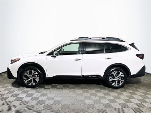 Used 2022 Subaru Outback Touring XT image 5
