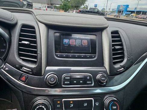Used 2016 Chevrolet Impala LS FWD image 17
