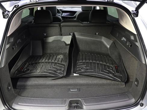 Used 2023 Buick Envision Essence w/ Sport Touring Package image 19