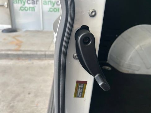 Used 2025 RAM ProMaster 2500 w/ Convenience Group FWD image 32