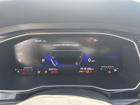 Used 2024 Volkswagen Jetta SE FWD image 26