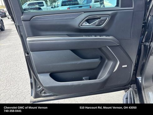 Used 2024 GMC Yukon SLT AWD/4WD image 13