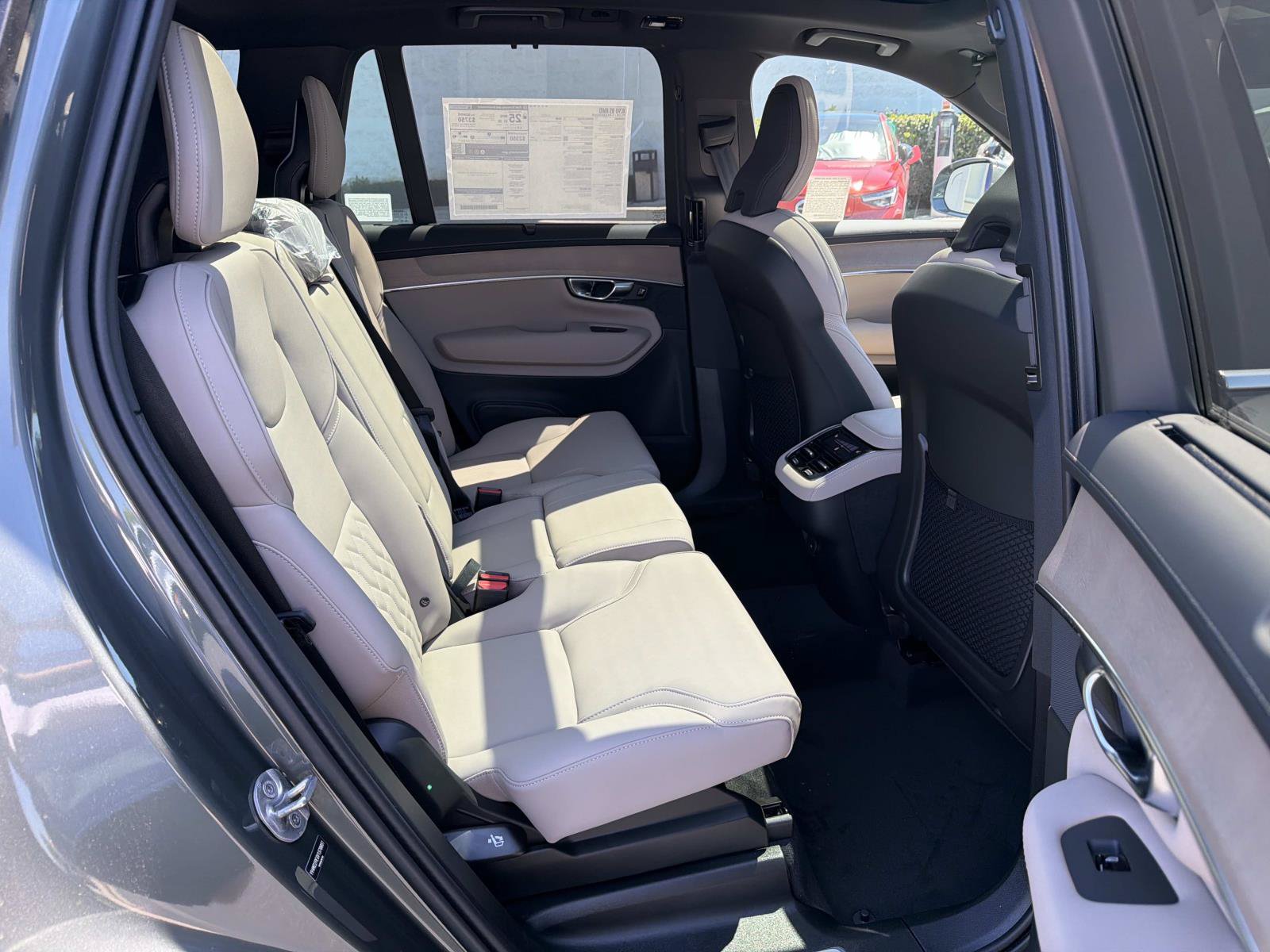 New 2027 Volvo XC90 B5 Plus AWD/4WD image 20