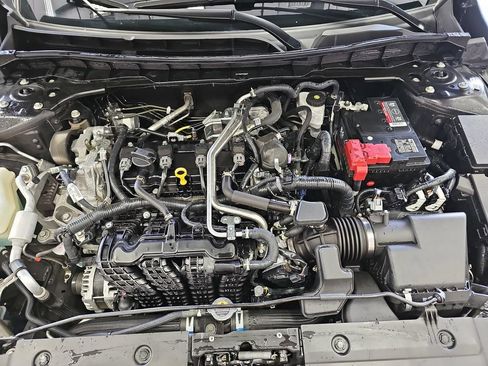 Used 2023 Nissan Altima 2.5 SR FWD image 30