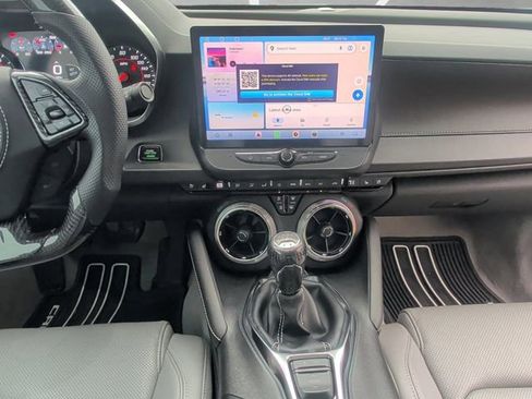 Used 2022 Chevrolet Camaro SS image 3