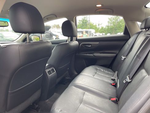 Used 2014 Nissan Altima 2.5 SL FWD image 10