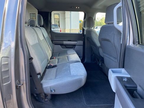 Used 2021 Ford F150 XLT image 19