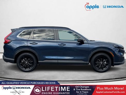 Used 2025 Honda CR-V Sport image 2