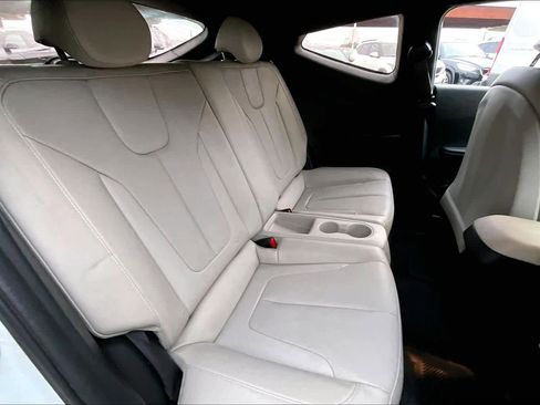 Used 2020 Hyundai Veloster Turbo Ultimate image 17