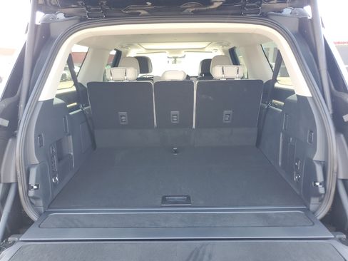 New 2026 Lincoln Navigator L Reserve AWD/4WD image 32