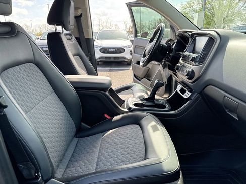 Used 2016 Chevrolet Colorado Z71 AWD/4WD image 21