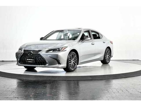 Certified 2025 Lexus ES 350 w/ Premium Package image 1