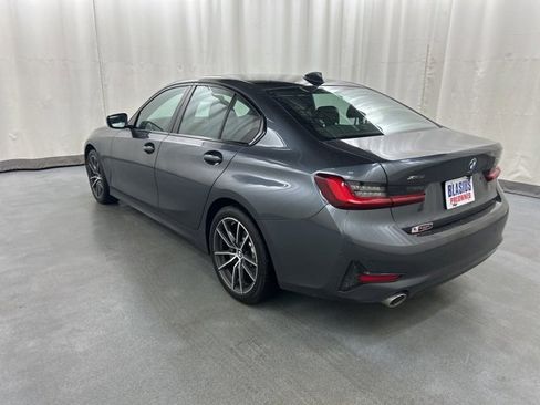 Used 2022 BMW 330i xDrive Sedan w/ Driving Assistance Package image 4