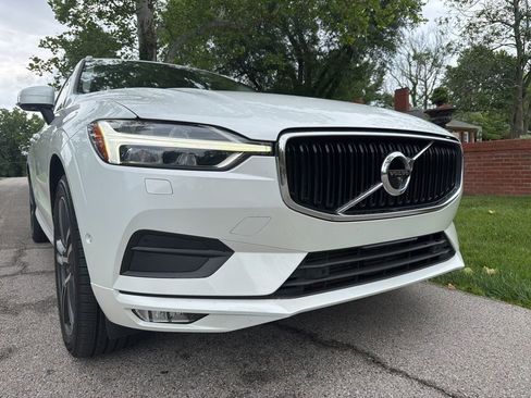 Used 2019 Volvo XC60 T5 Momentum w/ Protection Package Premier AWD/4WD image 5