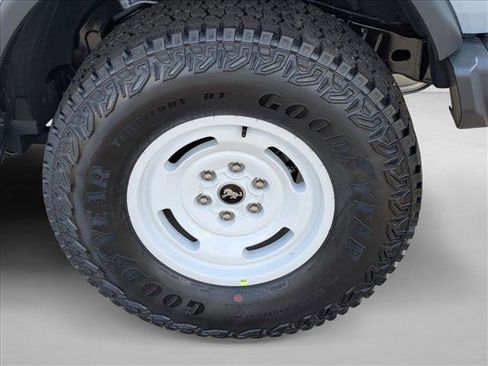 New 2026 Ford Bronco Heritage Edition AWD/4WD image 10