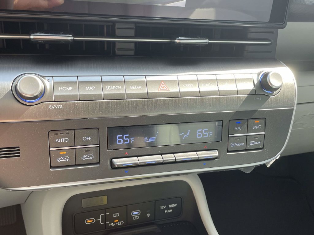 New 2026 Hyundai Kona SEL Sport FWD image 25