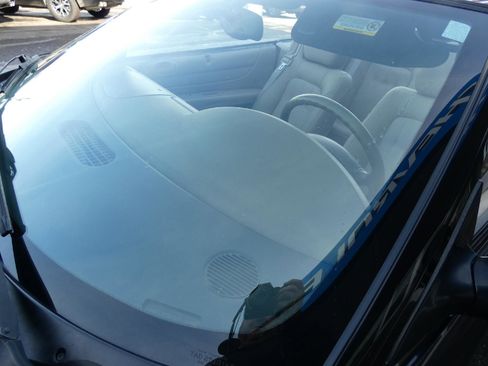 Used 2004 Chrysler Sebring LXi w/ Electronics Convenience Group image 7