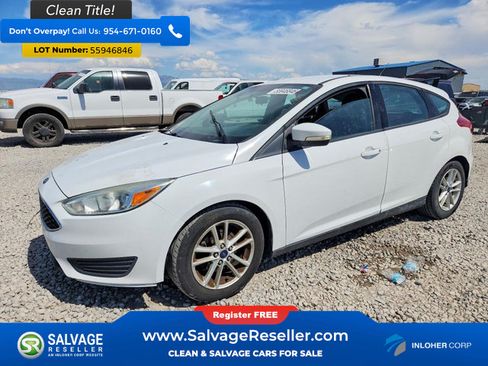 Used 2015 Ford Focus SE FWD image 1