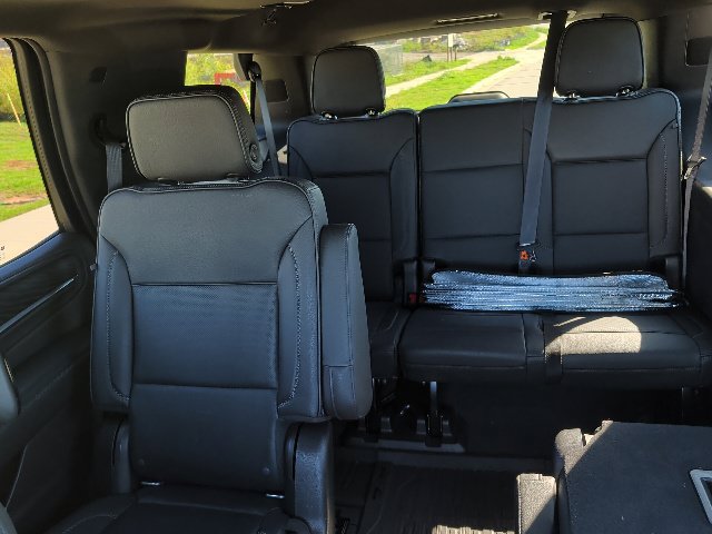 Used 2021 GMC Yukon Denali w/ Denali Ultimate Package AWD/4WD image 27
