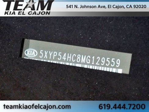 Certified 2021 Kia Telluride SX w/ Towing Package FWD image 39